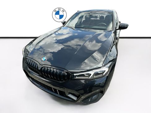 New 2026 BMW 330i Sedan w/ M Sport Package RWD image 2