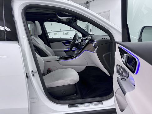 Certified 2026 Mercedes-Benz GLC 300 4MATIC image 19