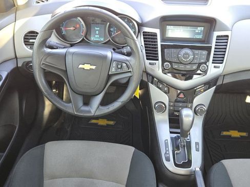 Used 2012 Chevrolet Cruze LS w/ Connectivity Package image 26