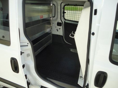 Used 2019 RAM ProMaster City Tradesman SLT image 16