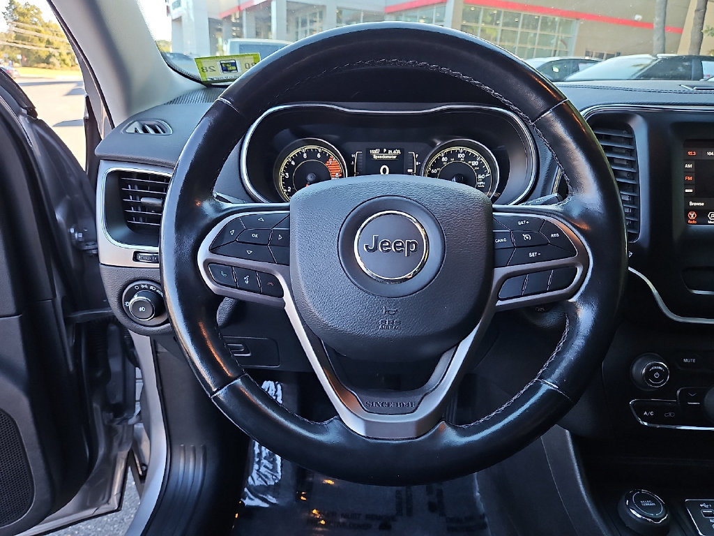 Used 2021 Jeep Cherokee Latitude Lux AWD/4WD image 17