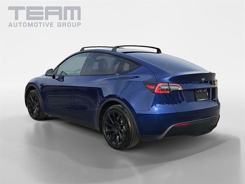 Used 2020 Tesla Model Y Long Range image 5