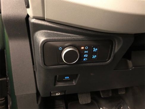 Used 2022 Ford Bronco Badlands image 14