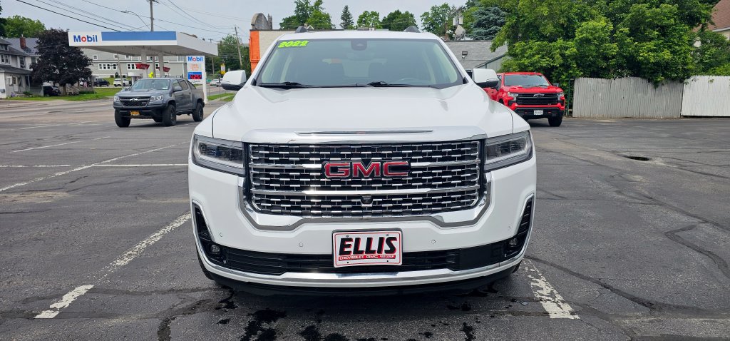 Used 2022 GMC Acadia Denali w/ GMC Pro Grade Package AWD/4WD image 2