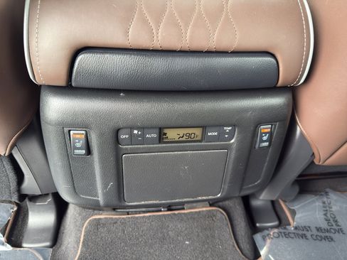 Used 2017 INFINITI QX80 Limited w/ All Season Package image 15