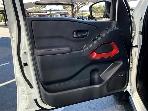 New 2026 Nissan Frontier PRO-4X image 10