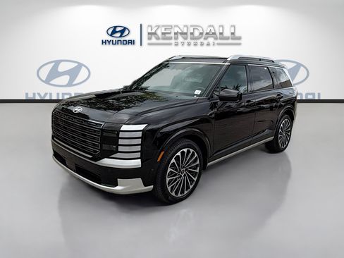 Certified 2026 Hyundai Palisade Calligraphy AWD/4WD image 3