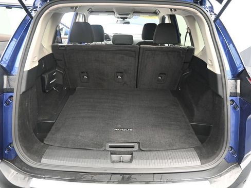 Used 2023 Nissan Rogue SV AWD/4WD image 22