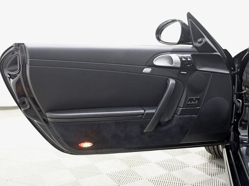 Used 2010 Porsche 911 Carrera RWD image 27