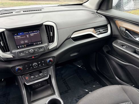 Used 2020 GMC Terrain SLE w/ Driver Convenience Package FWD image 26