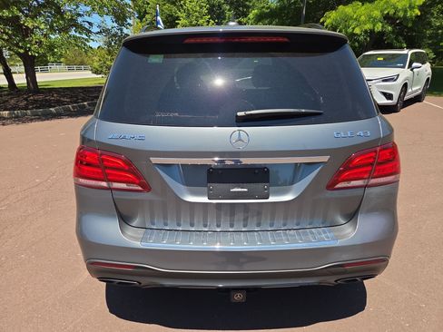 Used 2019 Mercedes-Benz GLE 43 AMG 4MATIC image 4