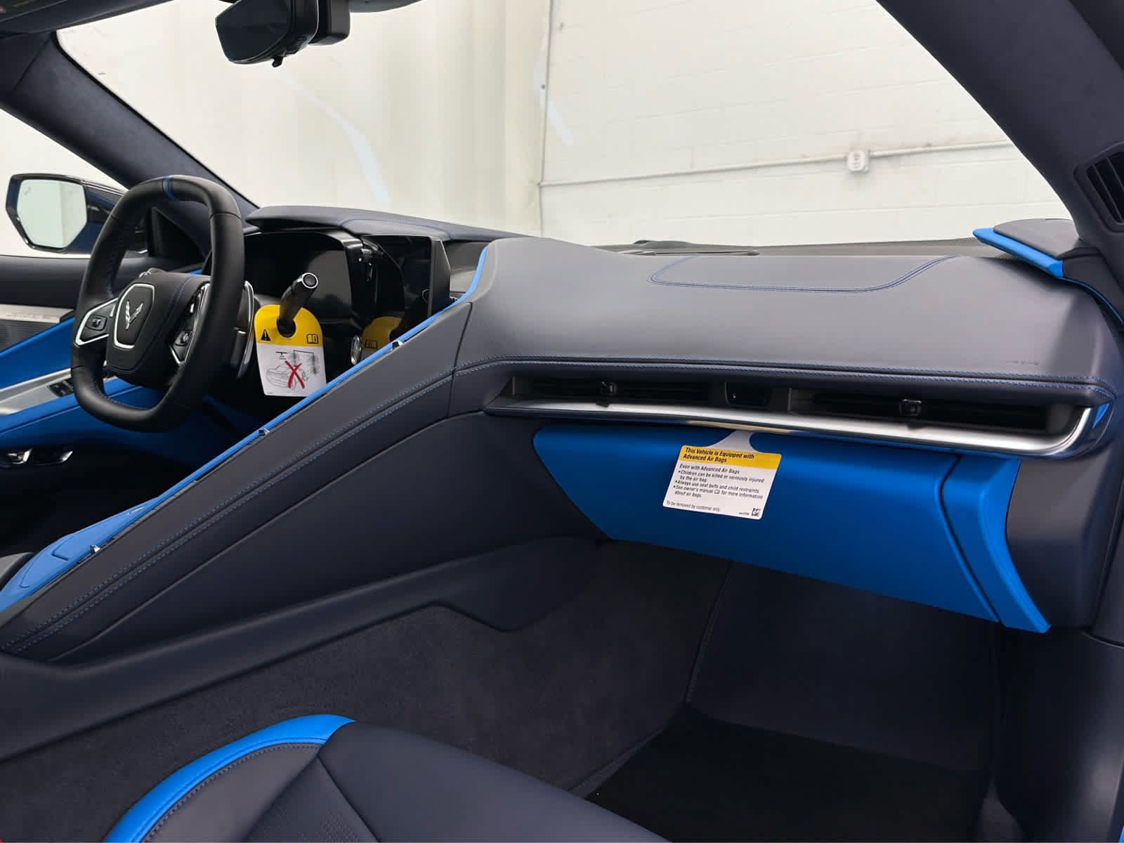Used 2022 Chevrolet Corvette Stingray Premium Cpe w/ Z51 Performance Package RWD image 14