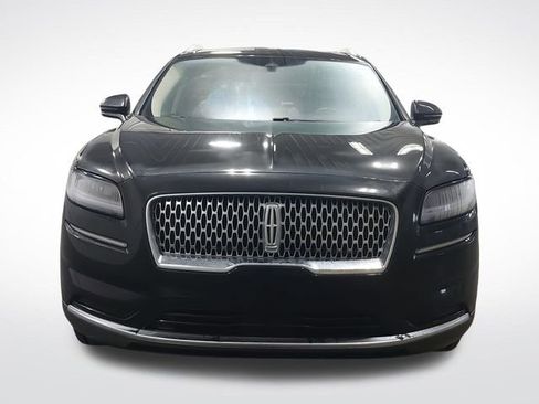Used 2022 Lincoln Nautilus Reserve AWD/4WD image 2