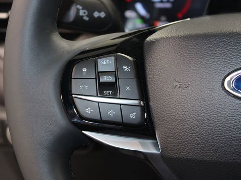 New 2026 Ford Explorer Platinum image 37