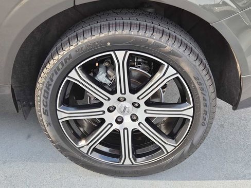 Used 2021 Volvo XC60 T5 Inscription w/ Advanced Package image 12