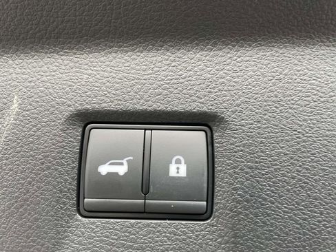 Used 2025 INFINITI QX60 Pure image 11