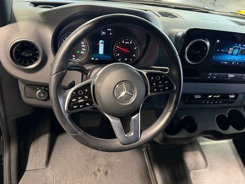 Used 2024 Mercedes-Benz Sprinter 2500 image 12