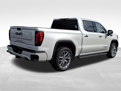 Used 2023 GMC Sierra 1500 Denali Ultimate AWD/4WD image 6