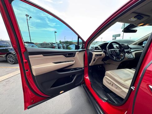 Used 2022 Honda Odyssey EX-L image 10