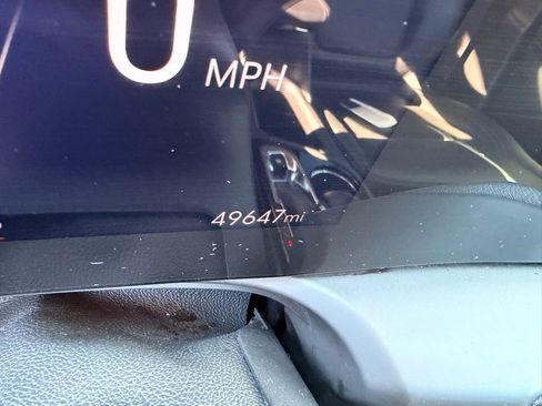 Used 2024 Buick Encore GX Sport Touring image 14