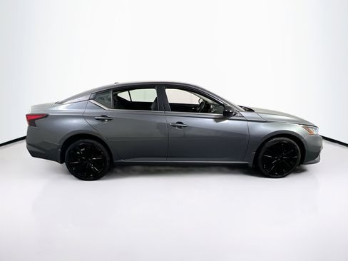 Used 2020 Nissan Altima 2.5 SR AWD/4WD image 4