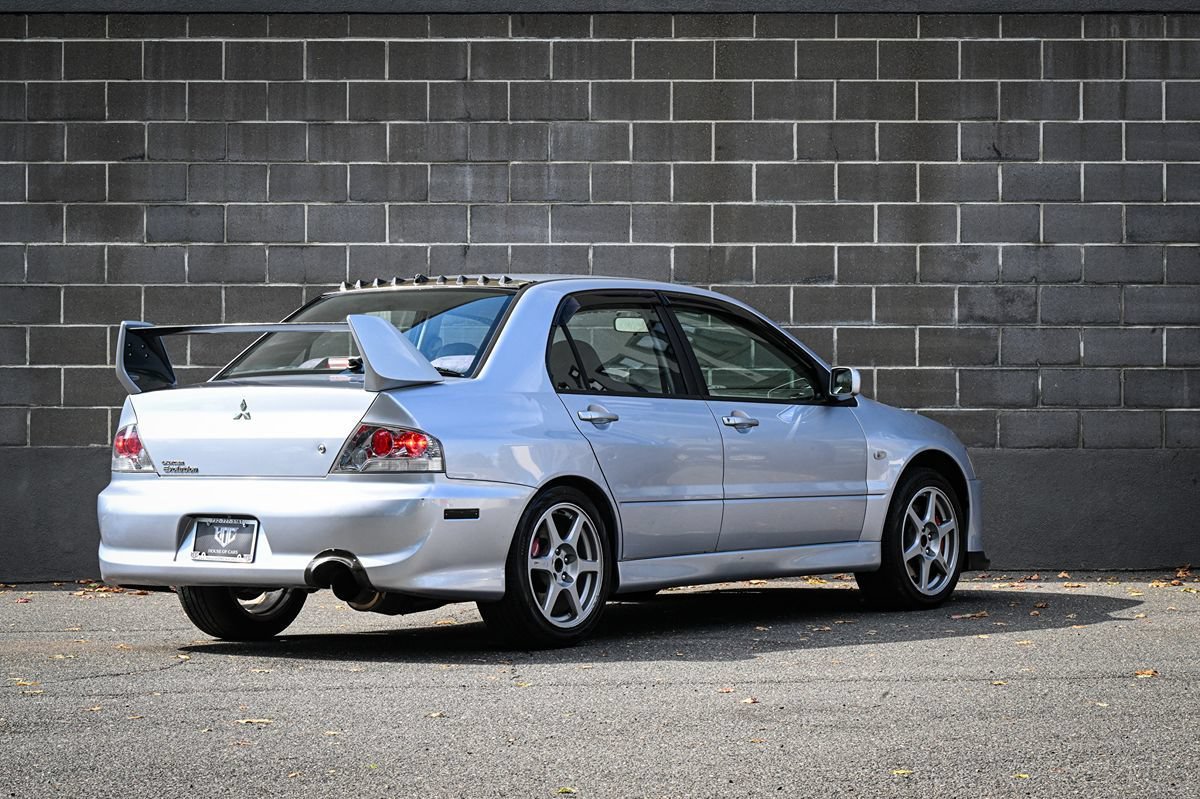 Used 2005 Mitsubishi Lancer Evolution AWD/4WD image 3