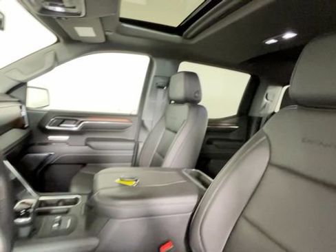 Used 2024 GMC Sierra 1500 Denali AWD/4WD image 21