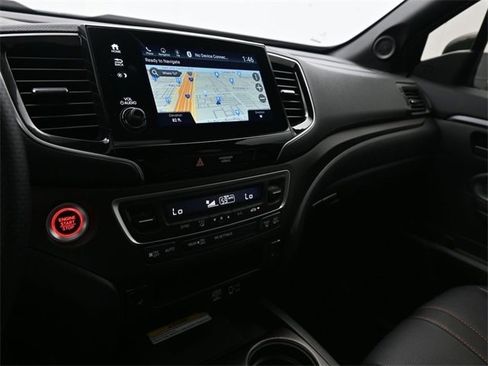 Certified 2023 Honda Passport TrailSport image 11