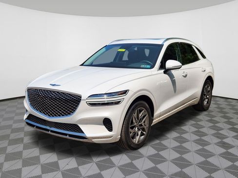 Used 2024 Genesis GV70 2.5T w/ Advanced Package AWD/4WD image 2