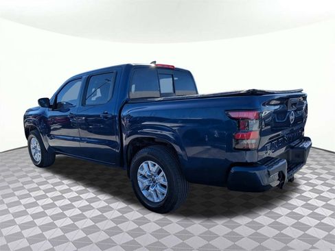 Used 2022 Nissan Frontier SV image 5