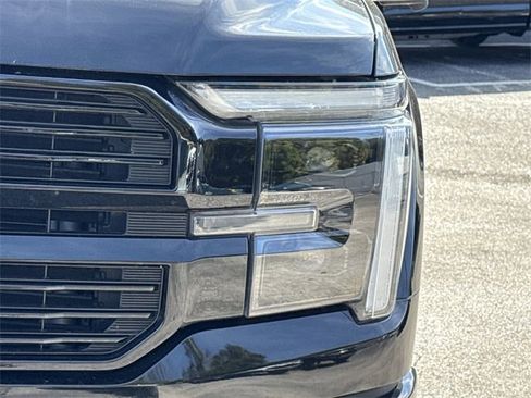 Used 2024 Ford F150 Platinum image 9