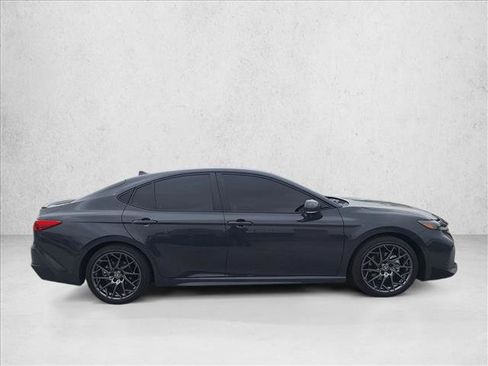Certified 2025 Toyota Camry SE FWD image 4