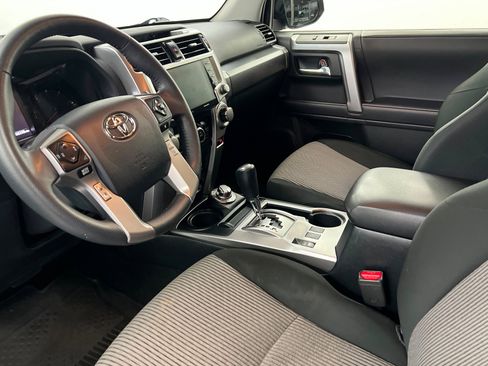 Used 2023 Toyota 4Runner SR5 AWD/4WD image 16