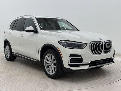 Certified 2023 BMW X5 xDrive40i w/ Executive Package AWD/4WD image 7
