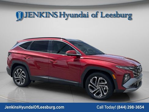 New 2026 Hyundai Tucson Limited FWD image 2