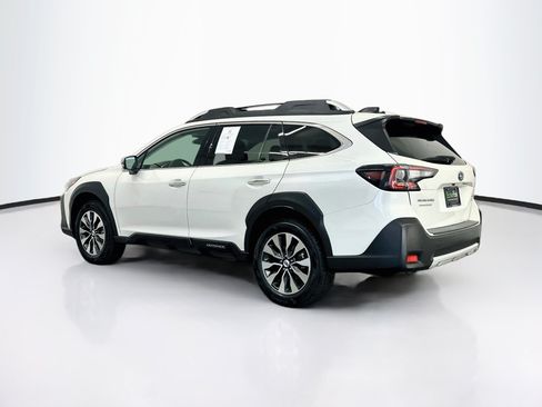 Used 2024 Subaru Outback Touring AWD/4WD image 5
