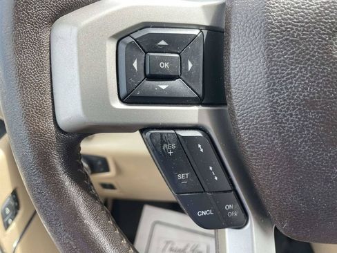 Used 2019 Ford F150 Lariat w/ Equipment Group 502A Luxury RWD image 27