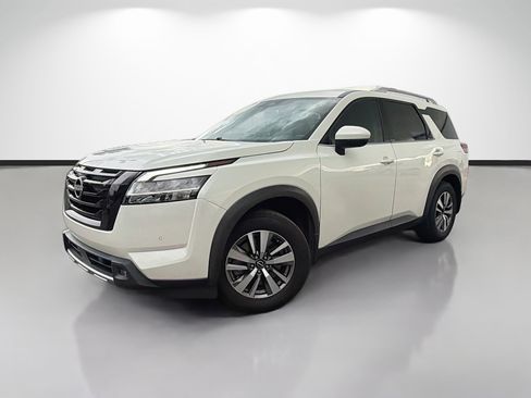 Used 2022 Nissan Pathfinder SL w/ SL Black Package FWD image 1