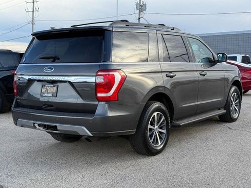 Certified 2020 Ford Expedition XLT image 3