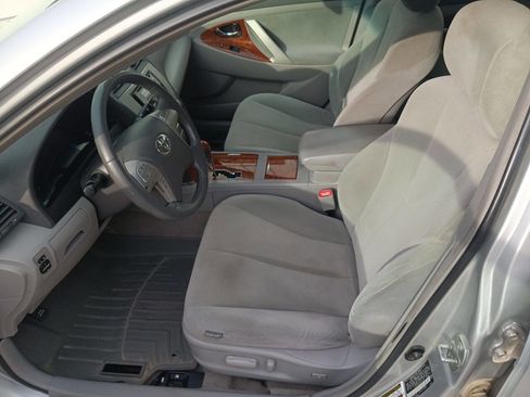 Used 2009 Toyota Camry XLE image 5