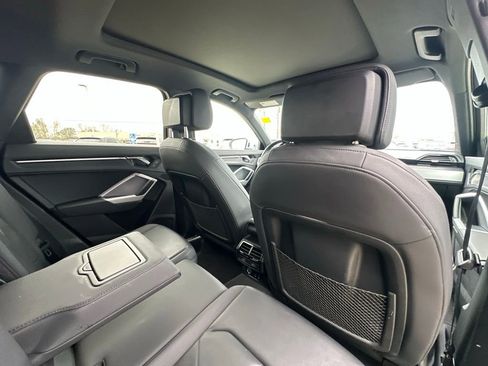 Used 2024 Audi Q3 2.0T Premium image 28