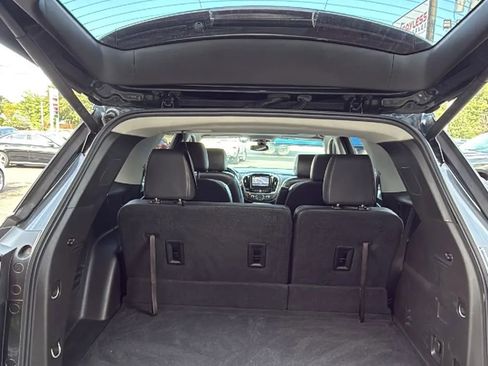 Used 2019 Chevrolet Traverse Premier image 18