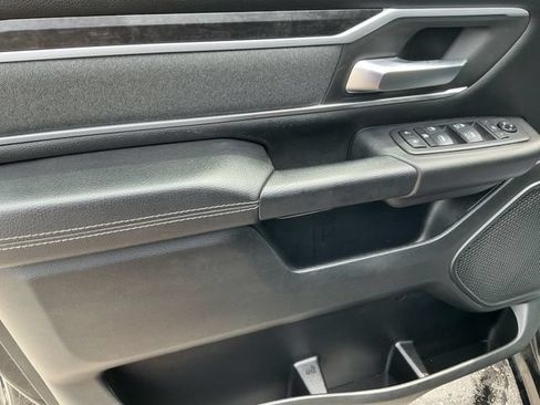 Used 2021 RAM 1500 Big Horn AWD/4WD image 30