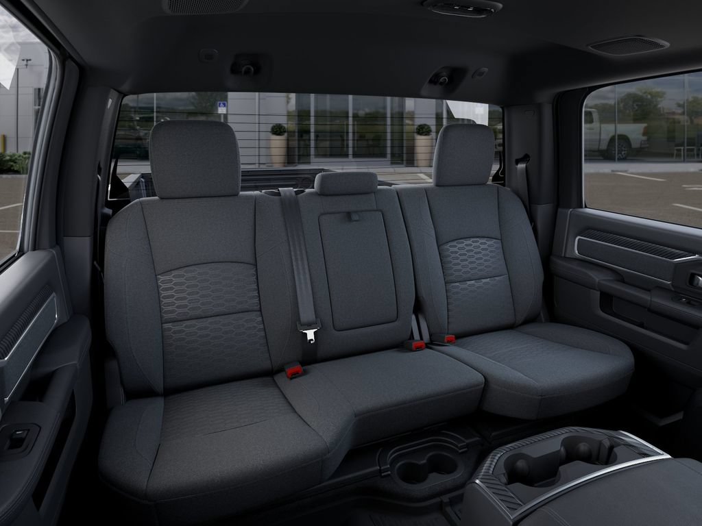 New 2026 RAM 3500 Big Horn AWD/4WD image 15