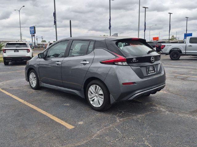 Used 2025 Nissan Leaf S FWD image 5