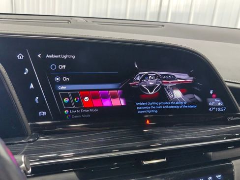 Used 2023 Cadillac Escalade Sport w/ LPO, ONYX Package image 60