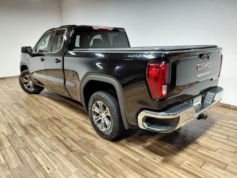 Used 2019 GMC Sierra 1500 SLE w/ SLE Value Package image 23