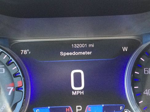 Used 2016 Chrysler 200 S w/ Comfort Group AWD/4WD image 24