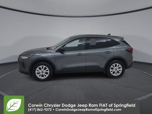 Used 2025 Ford Escape Active AWD/4WD image 8