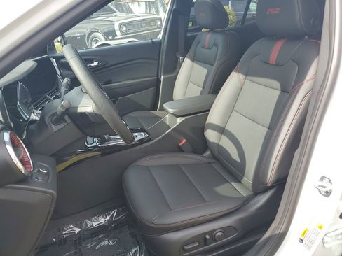 New 2026 Chevrolet Trax RS w/ Sunroof Package image 18